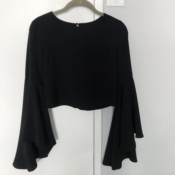 Black Flare Sleeve Crop Top - Picture 2 of 4